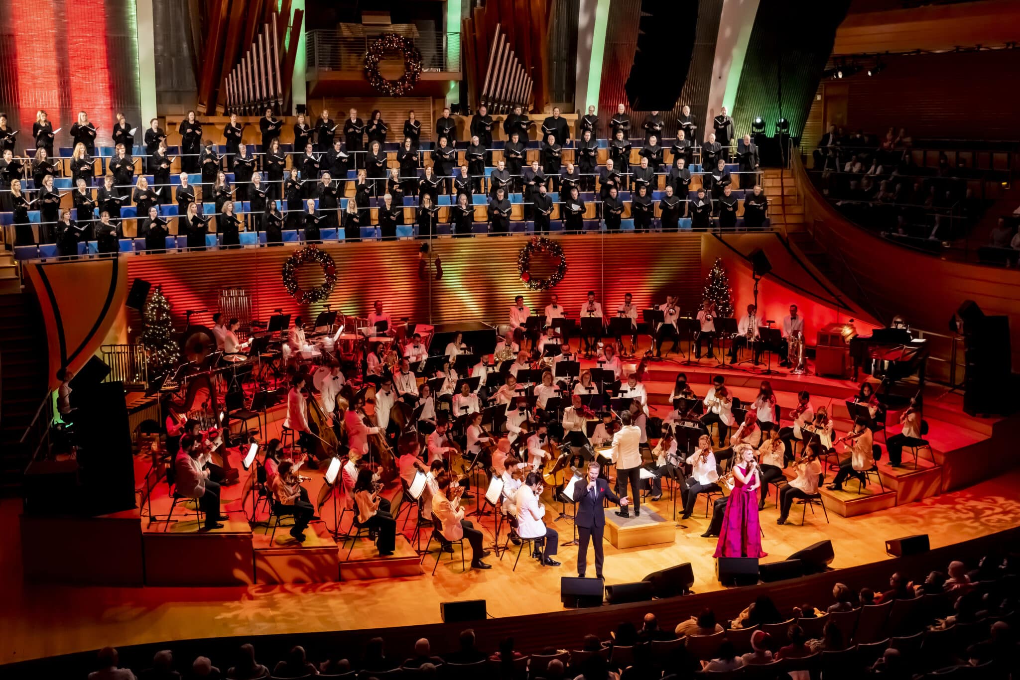 Fall & Holiday Concerts with the KC Symphony Fill the Kauffman Center